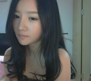 2015y02m25d_010736240