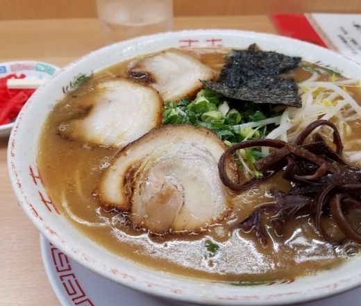 ラーメンマン(拉麺男)はやみつきになる！?濃厚コッテリラーメン
